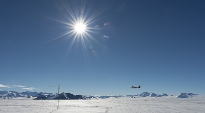 Англичанин, трижды победивший рак, отправился покорять Южный Полюс
