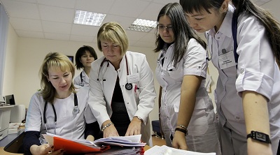 Дефицит врачей ликвидируют через 3-4 года