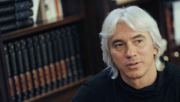 Хворостовский вернулся на сцену после курса лечения от рака