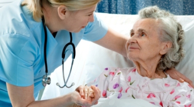 Минздрав обещает сделать паллиативную помощь доступной