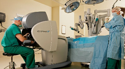 Хирургического робота «научили» удалять труднодоступные опухоли горла