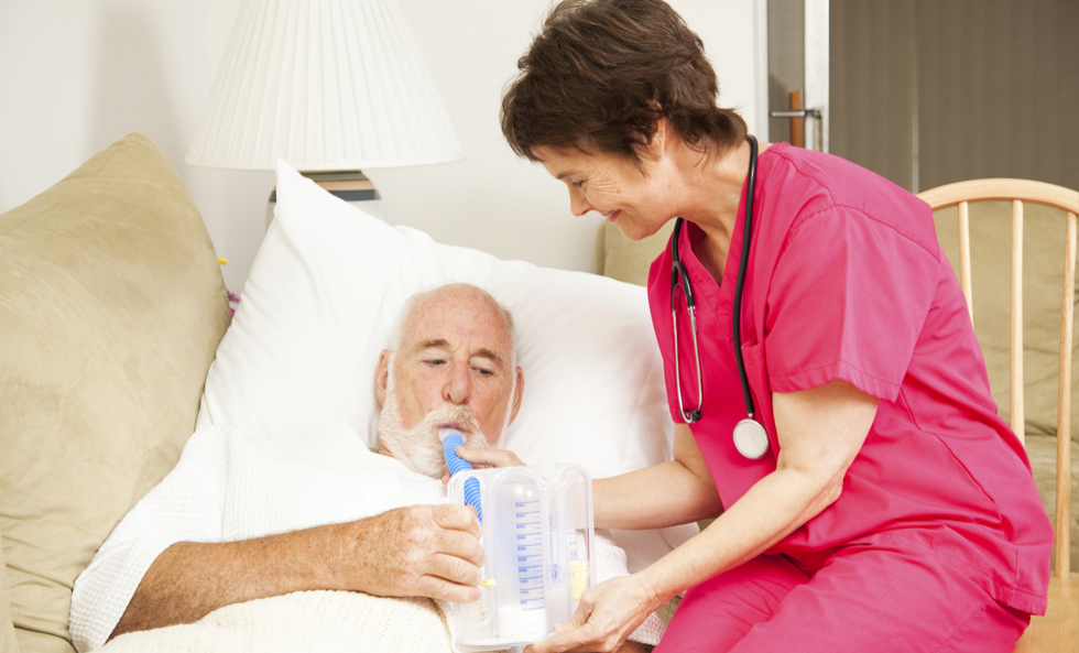 Тяжелобольных жителей Подмосковья будут обслуживать паллиативные спецбригады