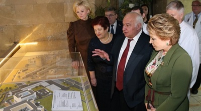 Валентина Матвиенко: Государство должно поддержать онкобольных