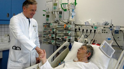 Россияне смогут лечиться за границей за счет госбюджета